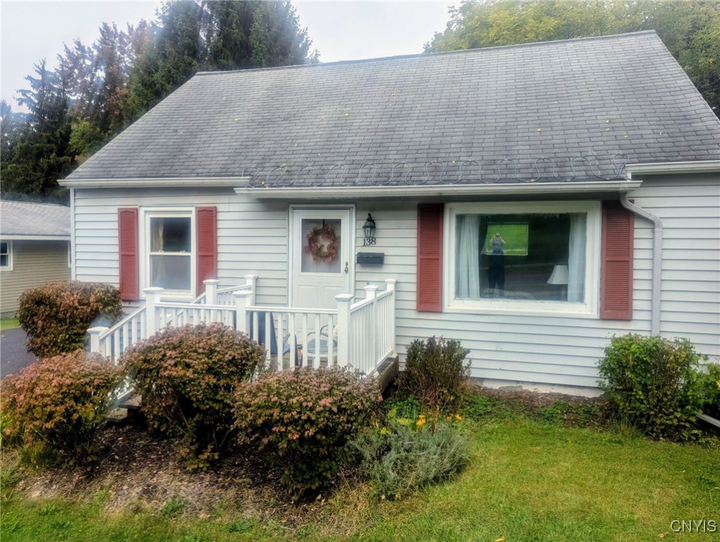 Syracuse, New York 13219, United States, 4 Bedrooms Bedrooms, ,1 BathroomBathrooms,Residential,Active,211212