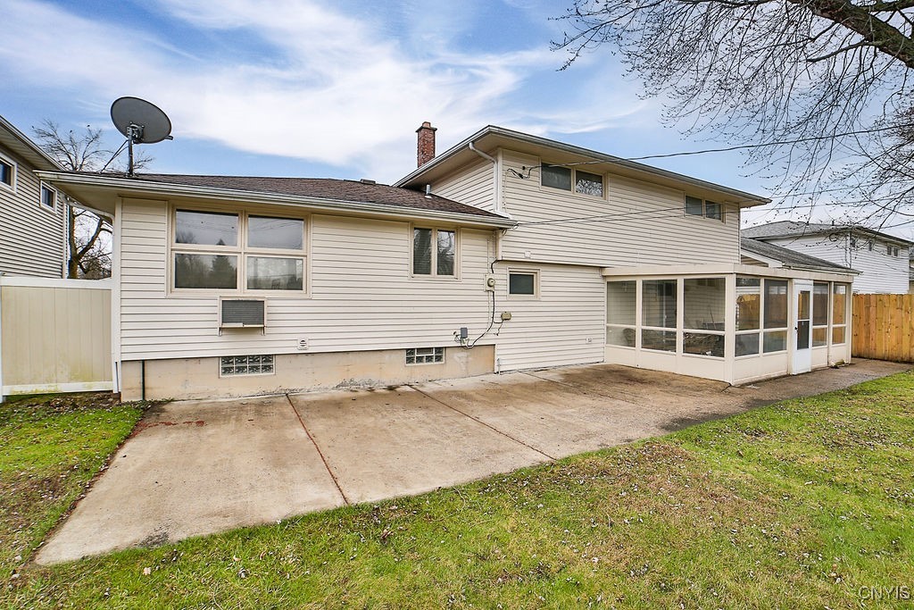 22 Plaza Drive
