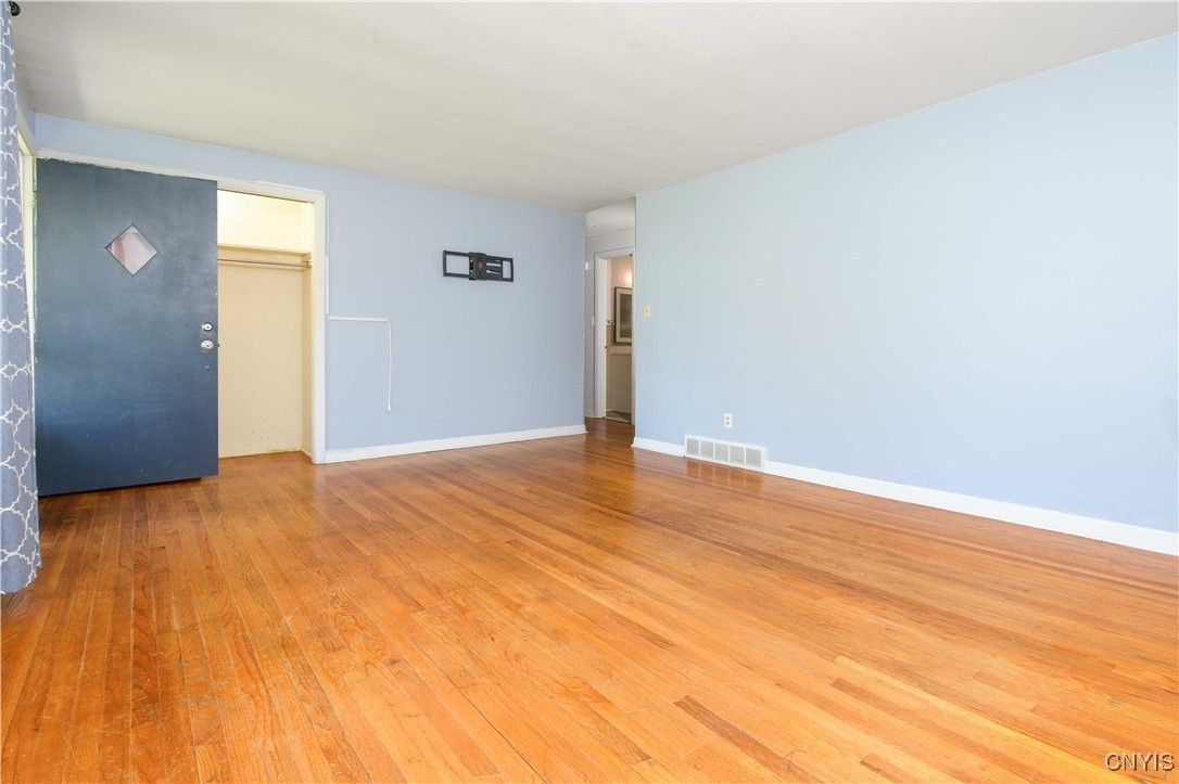216 Pine Grove Street, Syracuse, New York image 20