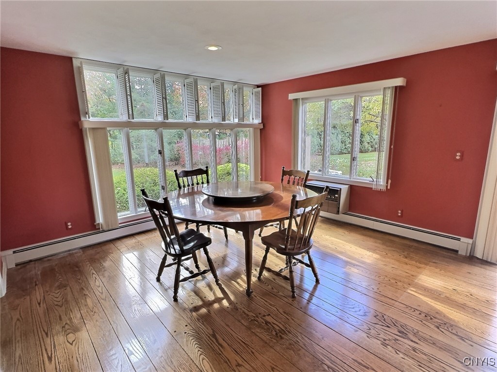 Manlius, New York 13104, United States, 4 Bedrooms Bedrooms, ,3 BathroomsBathrooms,Residential,Active,226166