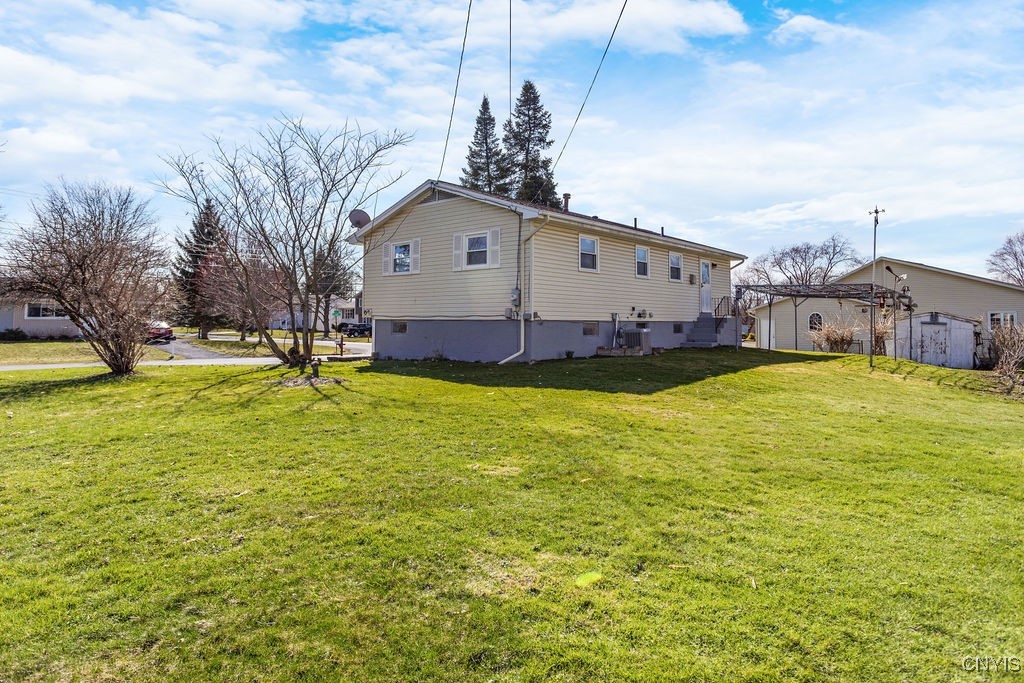 4133 Birchwood Drive, Clay, New York image 28