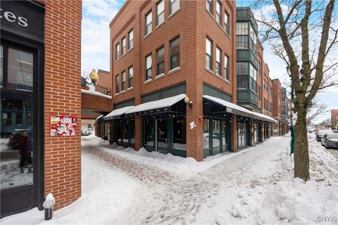 Photo of 133 Walton Street #132, Syracuse, NY 13202 (MLS # S1659291)