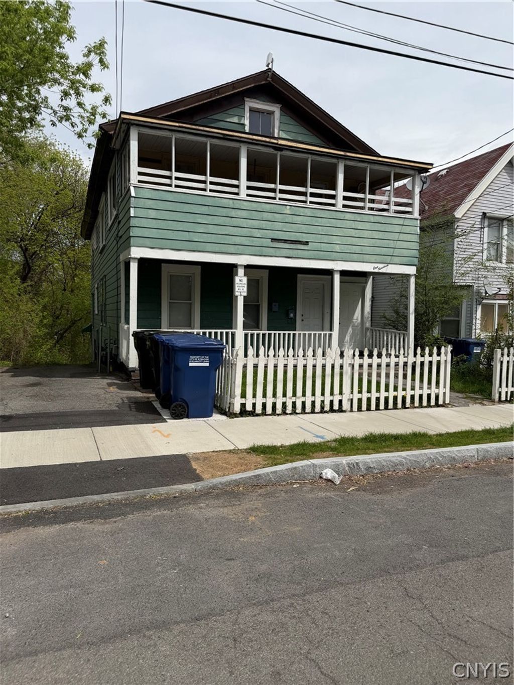 Photo of 119 S Carbon Street, Syracuse, NY 13203 (MLS # S1677912)