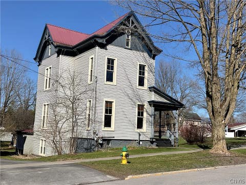 Homes For Sale - 371 Putnam Street<br/> Oneida County, Sangerfield, NY 13480