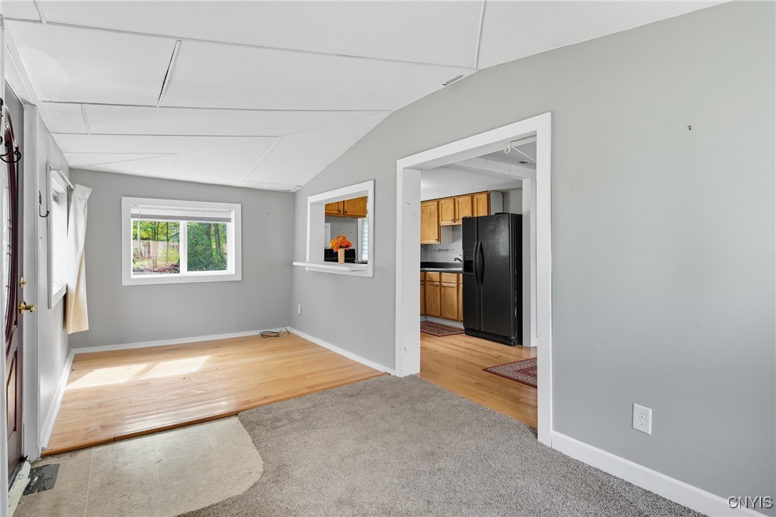 9175 Briggs Bay Road