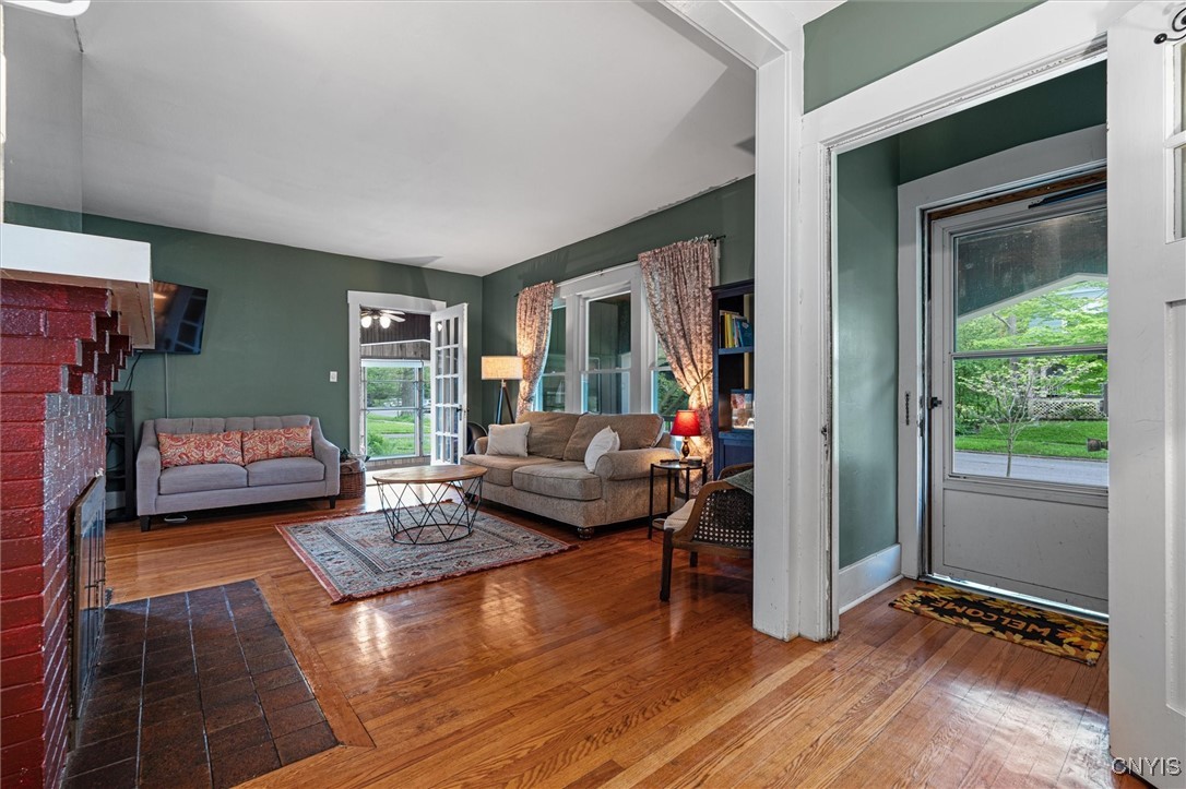111 Clarke Street, Syracuse, New York image 9