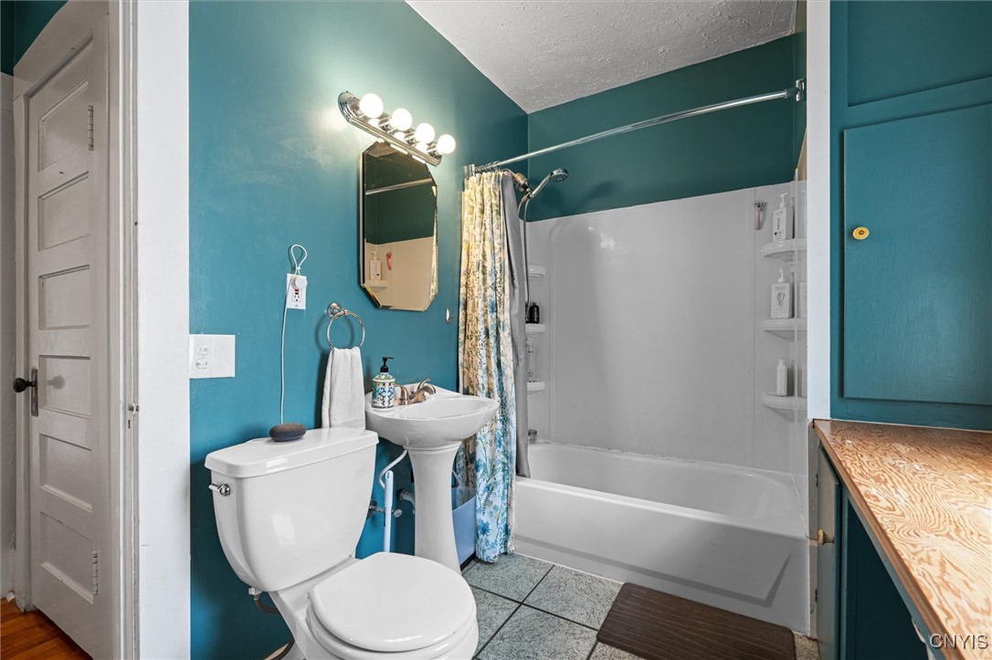 111 Clarke Street, Syracuse, New York image 30