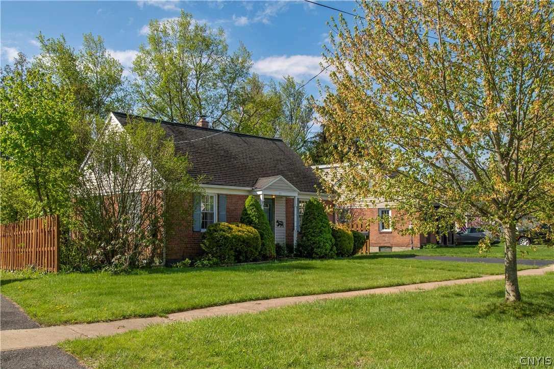 311 Oakwood Street