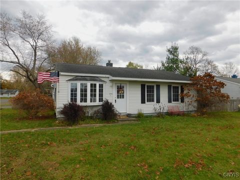 Photo of 936 W Thomas Street, Rome, NY 13440 (MLS # S1648841)