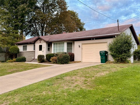 Homes For Sale - 63 Ridgeway Sites Avenue<br/> Oswego County, Minetto, NY 13126