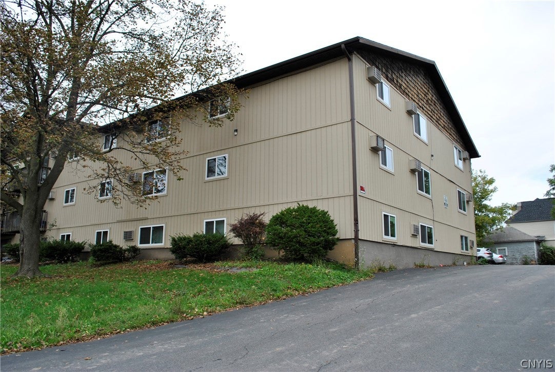 802 Pond Street