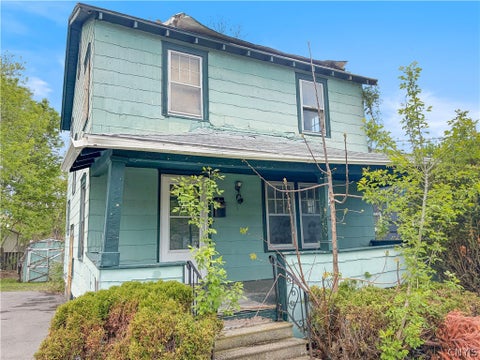 Homes For Sale - 124 Baldwin Ave Ave<br/> Syracuse, NY 13205