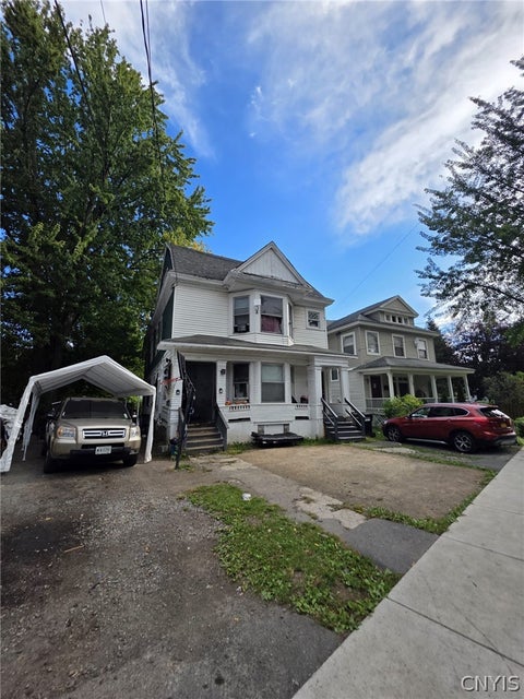 Multifamily For Sale - 212 Delaware Street<br/> Syracuse, NY 13204