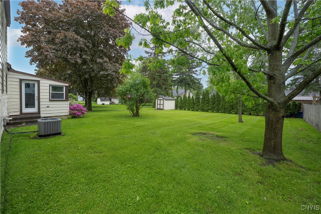 114 E Dauenhauer Street, Manlius, New York image 46