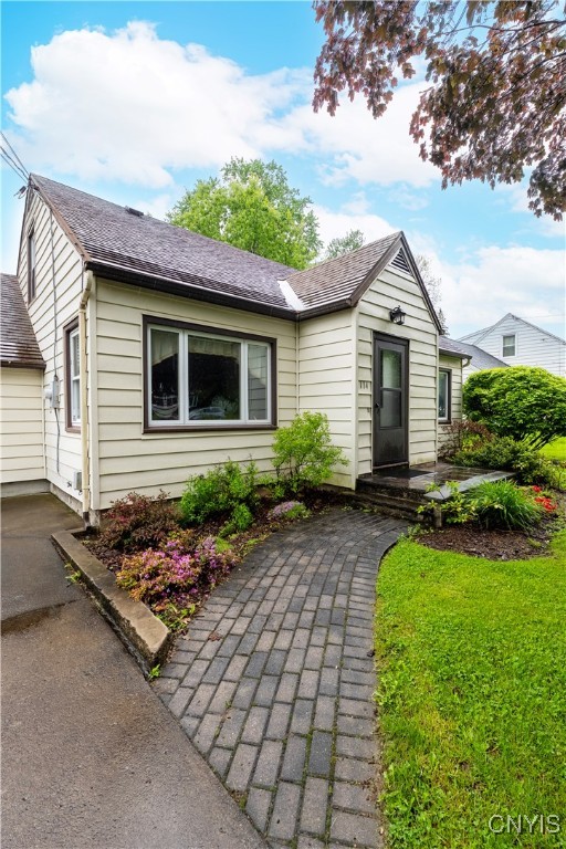 114 E Dauenhauer Street, Manlius, New York image 2