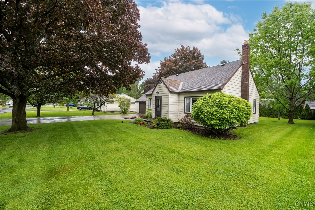 114 E Dauenhauer Street, Manlius, New York image 4