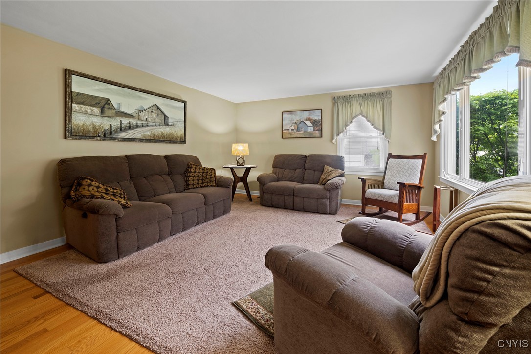 114 E Dauenhauer Street, Manlius, New York image 6