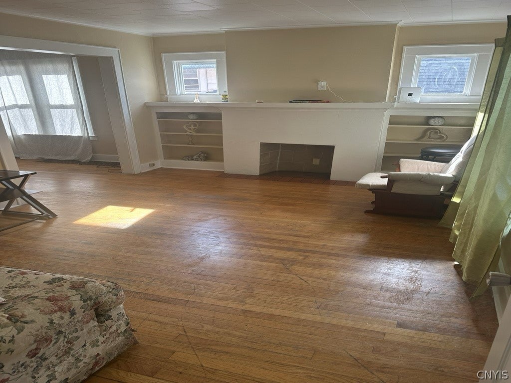 337 Warner Avenue