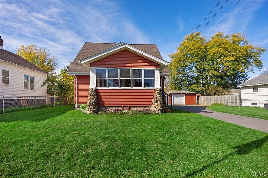 341 Roxford Road N