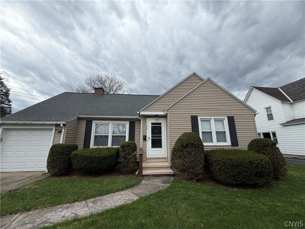 Photo of 50 New Hartford Street, New Hartford, NY 13417 (MLS # S1678359)