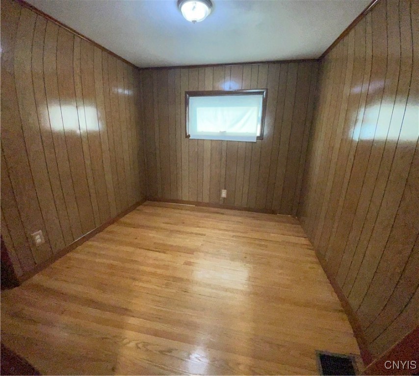 110 S Alvord Street, Syracuse, New York image 10