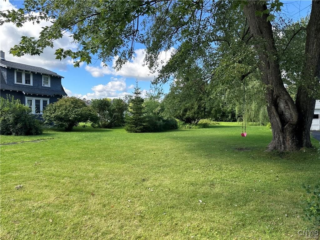 115 Gertrude Street, Cicero, New York image 2