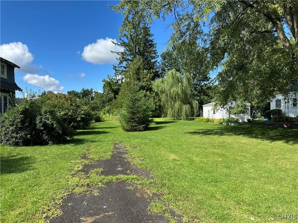 115 Gertrude Street, Cicero, New York image 3