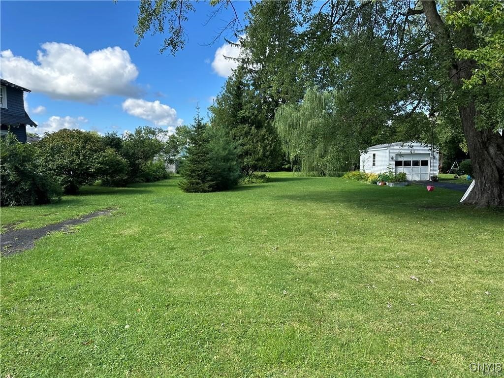 115 Gertrude Street, Cicero, New York image 1