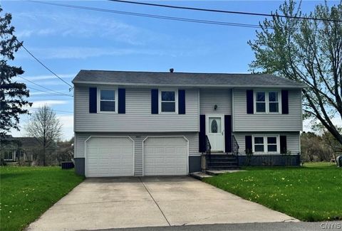 Photo of 4843 Odonnell Street, Clay, NY 13088 (MLS # S1667614)