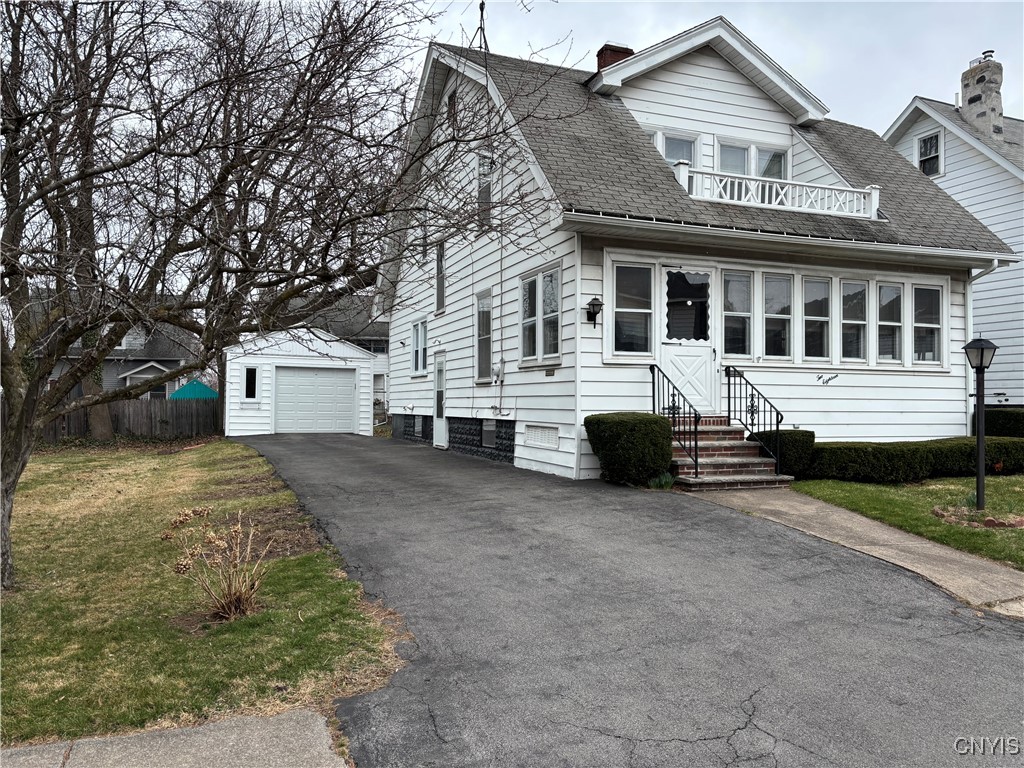 218 Malverne Drive, Syracuse, New York image 1