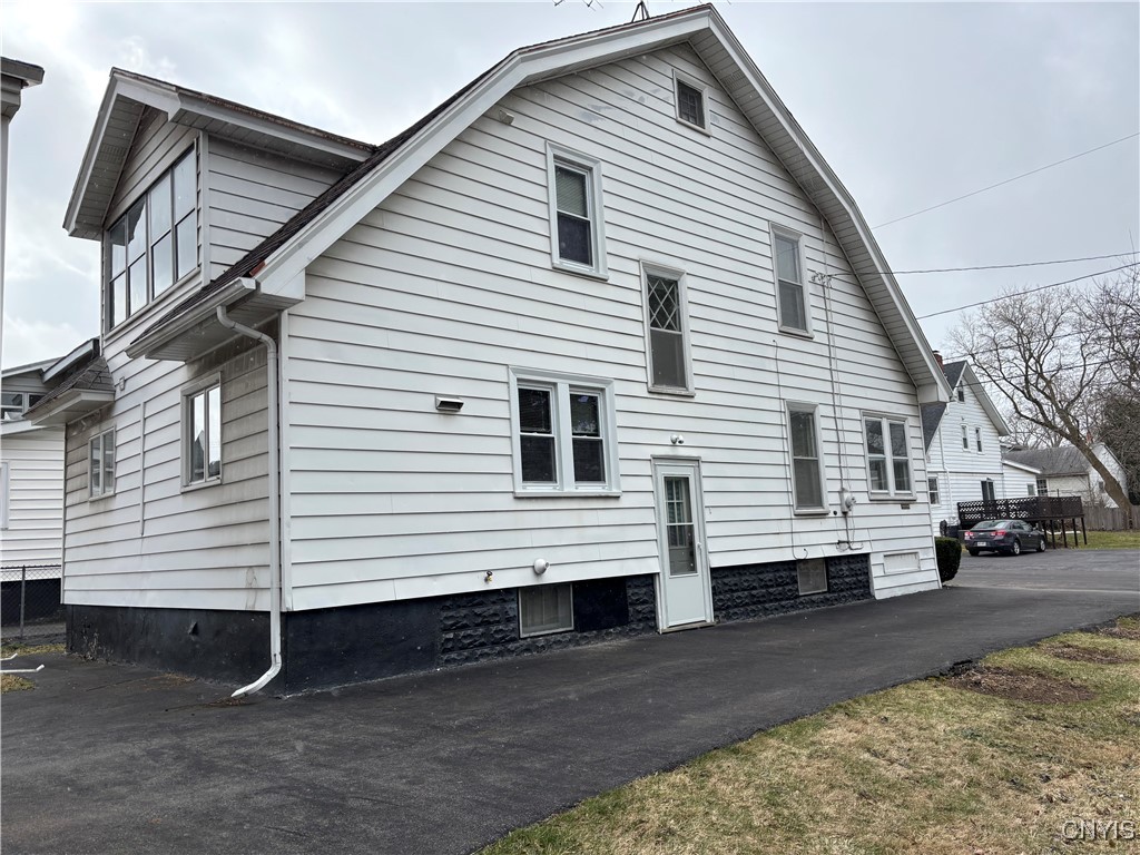 218 Malverne Drive, Syracuse, New York image 6