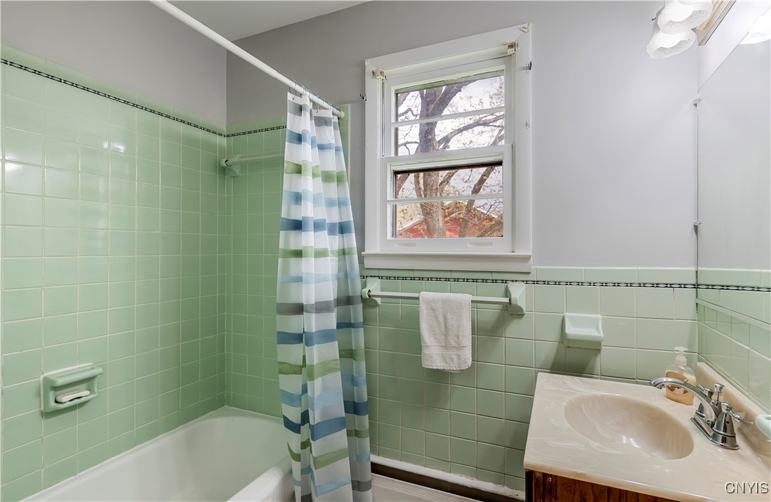 18 Court Knolle, New Hartford, New York image 46