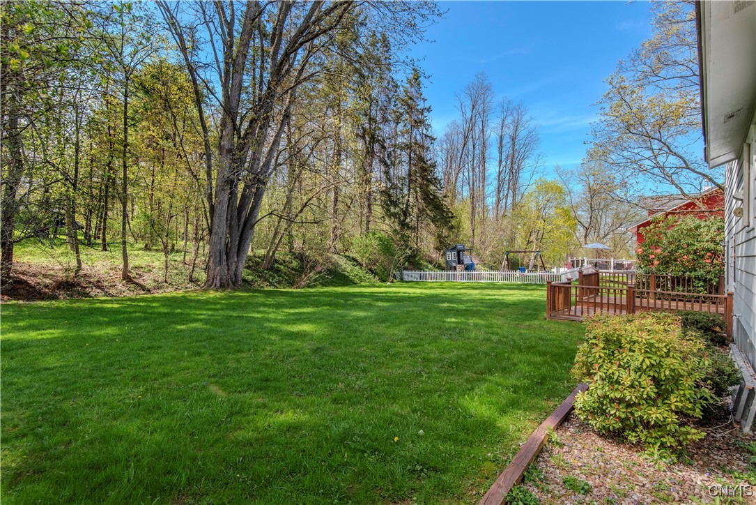 18 Court Knolle, New Hartford, New York image 10