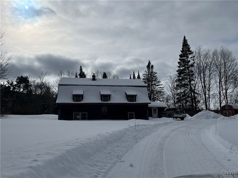 Photo of 2810 Southside Road, Frankfort, NY 13340 (MLS # S1660378)