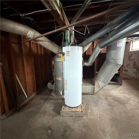 Tiny photo for 173 Ross Park, Syracuse, NY 13208 (MLS # S1660359)