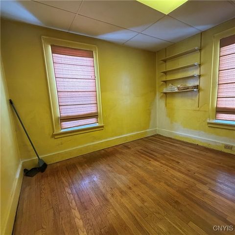 Tiny photo for 173 Ross Park, Syracuse, NY 13208 (MLS # S1660359)