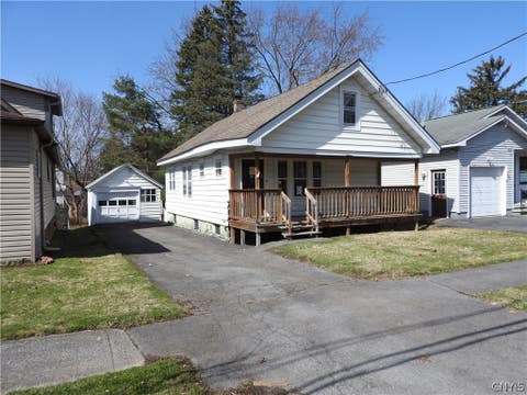 Homes For Sale - 325 N Collingwood Avenue<br/> Syracuse, NY 13206