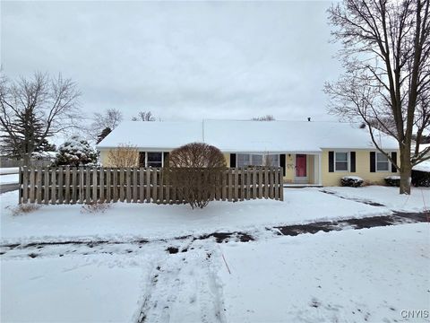 41 Summit Knolls Drive Webster NY 14580