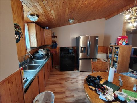 Tiny photo for 131 Pazdur Boulevard S, Westmoreland, NY 13440 (MLS # S1655312)