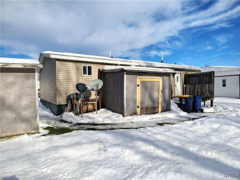 Tiny photo for 131 Pazdur Boulevard S, Westmoreland, NY 13440 (MLS # S1655312)