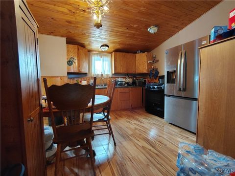 Tiny photo for 131 Pazdur Boulevard S, Westmoreland, NY 13440 (MLS # S1655312)