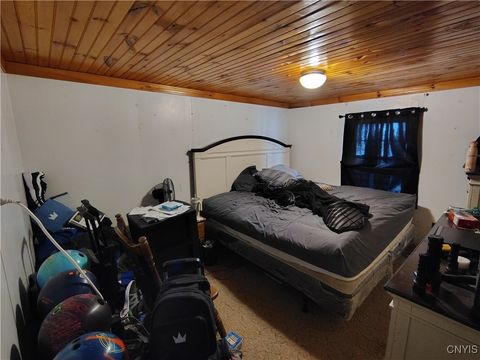 Tiny photo for 131 Pazdur Boulevard S, Westmoreland, NY 13440 (MLS # S1655312)