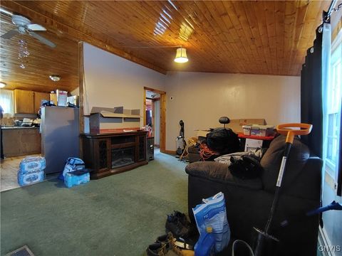 Tiny photo for 131 Pazdur Boulevard S, Westmoreland, NY 13440 (MLS # S1655312)