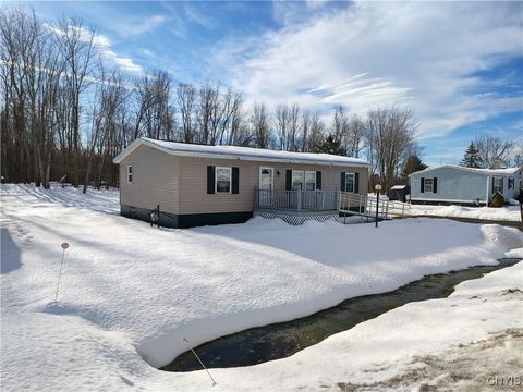 Tiny photo for 131 Pazdur Boulevard S, Westmoreland, NY 13440 (MLS # S1655312)