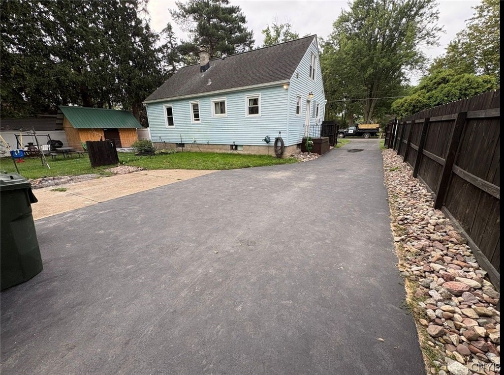 Photo of 1340 Parkview Drive, North Tonawanda, NY 14120 (MLS # S1710281)