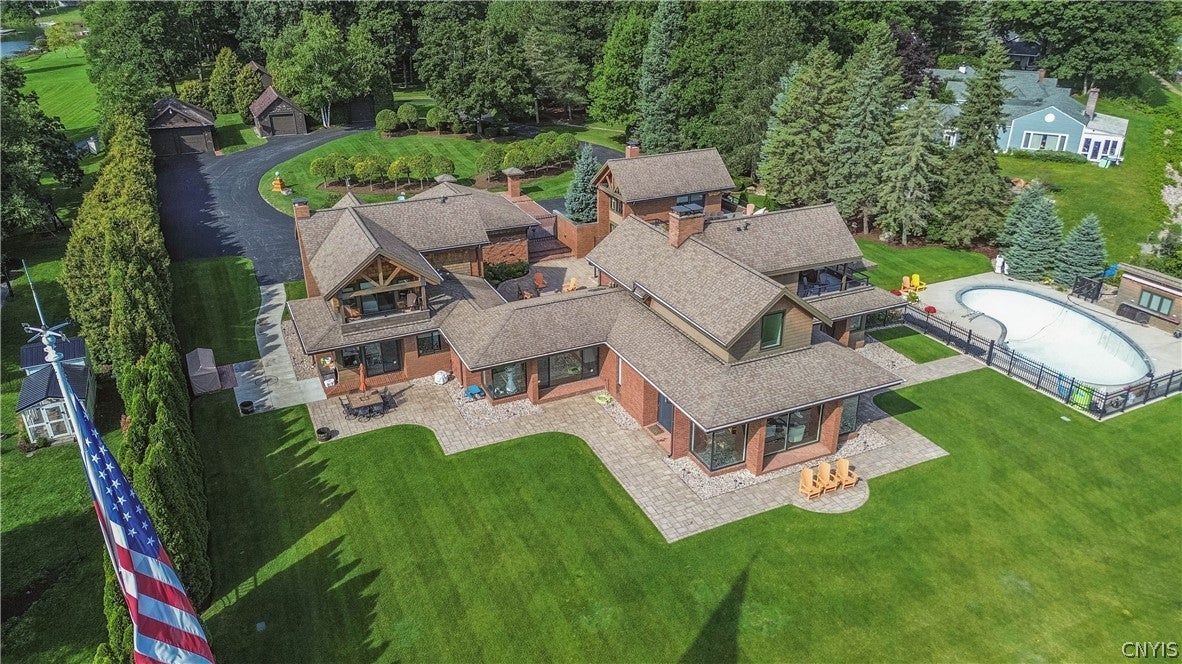 120 N Shore Drive
