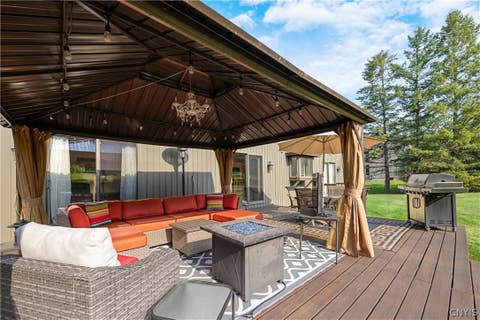Tiny photo for 4736 Prestwick Drive, Manlius, NY 13104 (MLS # S1702016)