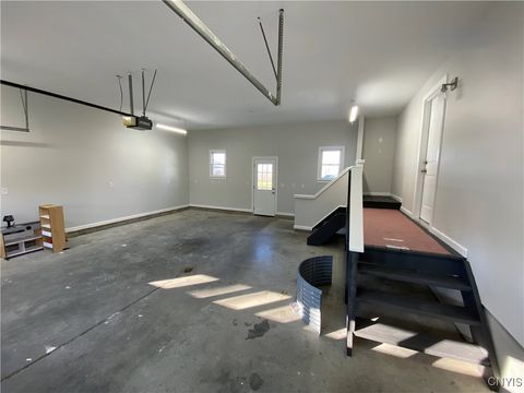 Tiny photo for 3299 Mohawk Street, New Hartford, NY 13413 (MLS # S1660499)