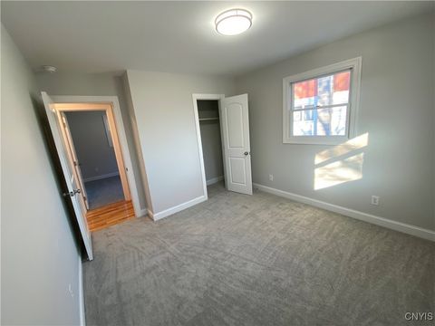 Tiny photo for 3299 Mohawk Street, New Hartford, NY 13413 (MLS # S1660499)