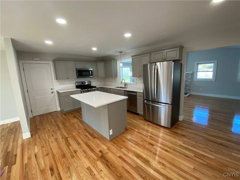 Tiny photo for 3299 Mohawk Street, New Hartford, NY 13413 (MLS # S1660499)